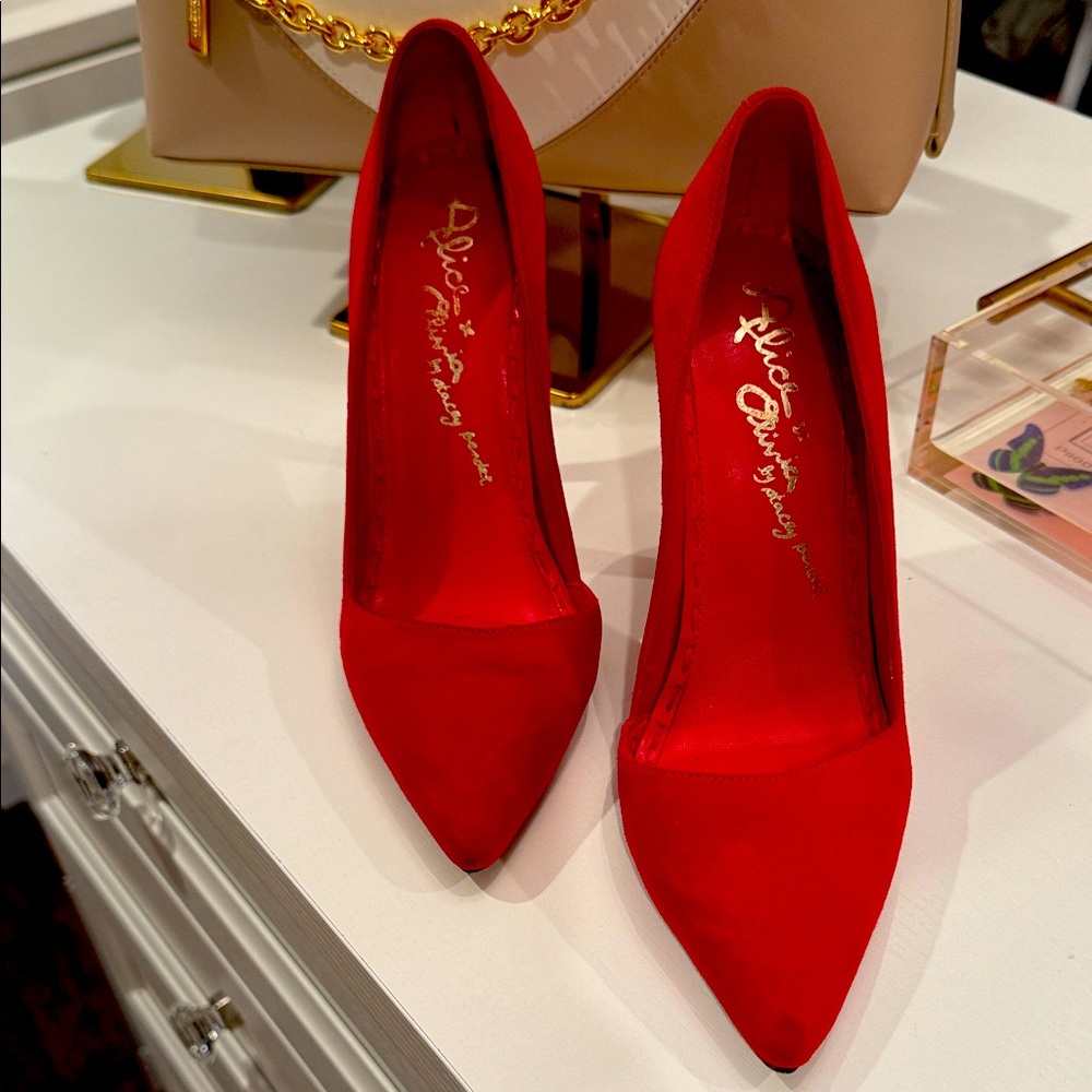 Alice & Olivia Red Women's Heels Size 37